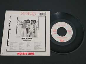 One Vision | Queenfan.nl 2
