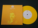 7" Vinyl single Queen Somebody to love (UK) Carnaby pop up, yellow 0584 | Buy
