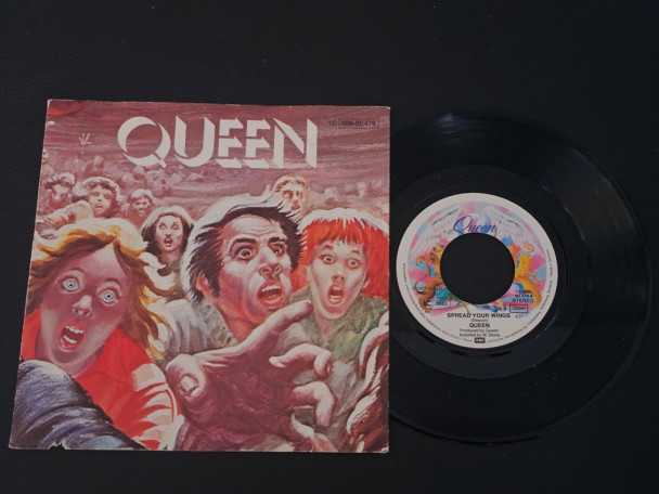 7" Vinyl single Queen Spread your wings (Germany) Paper sleeve | Buy